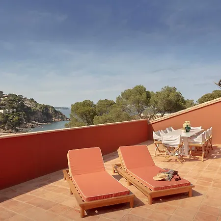 Victoria & Begur